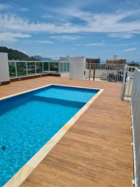 A 350 metros Praia Toninhas